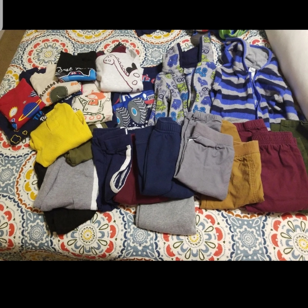 Baby boy fall/winter bundle size 18m